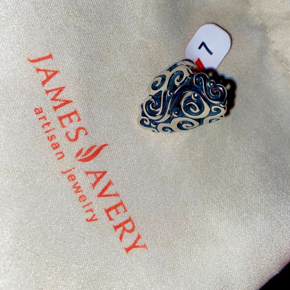 James Avery Size 7 Ring